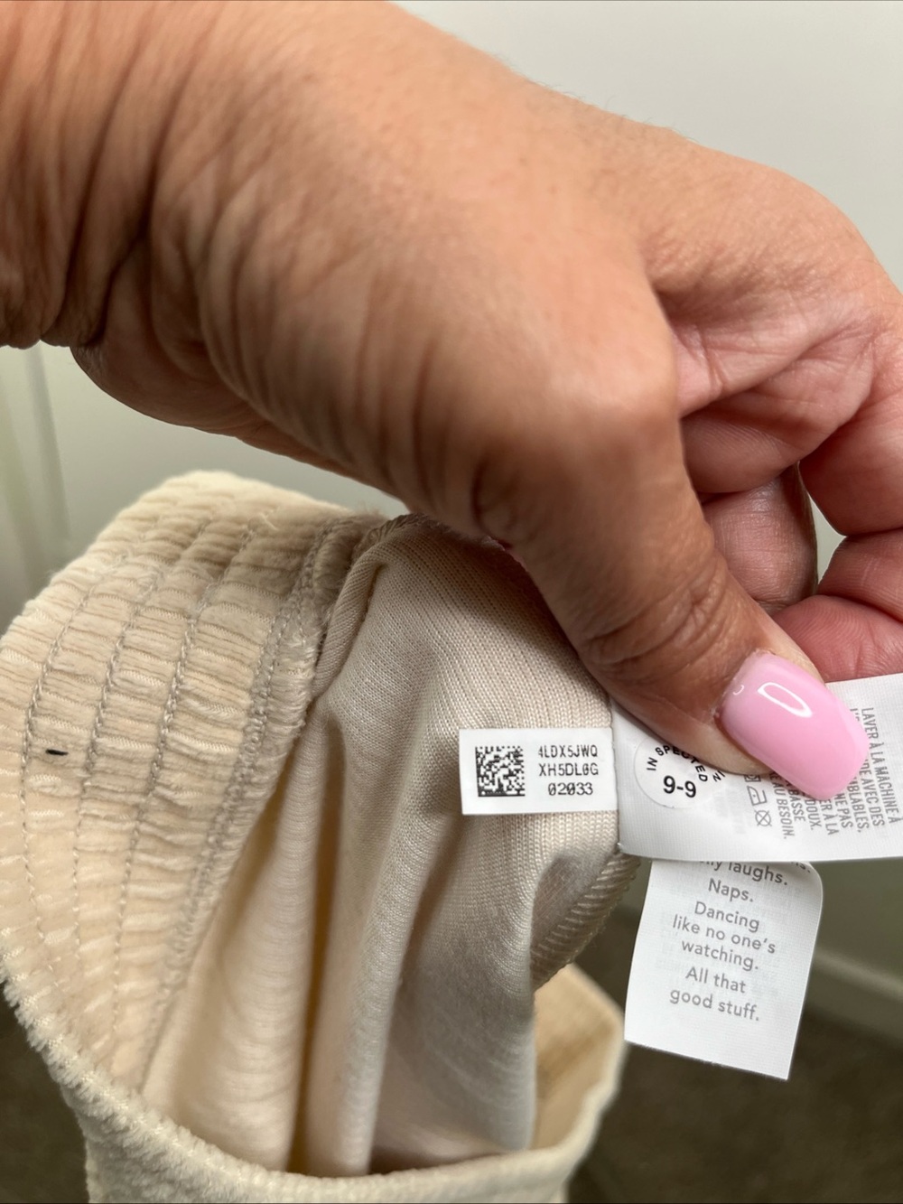 NWT Aerie Corduroy Ribbed Flare Pants Size Medium High Rise Cream Elastic Waist - Picture 10 of 14
